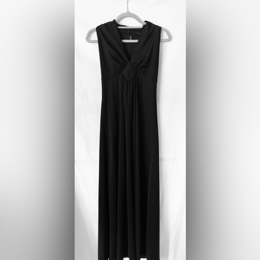Melissa Lane Black Sleeveless V-Neck Maxi Dress Size 6